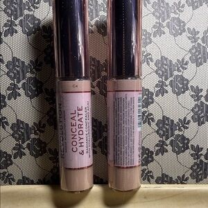 Revolution Conceal & Hydrate Concealer C4 (2 Included) Ivory Shade